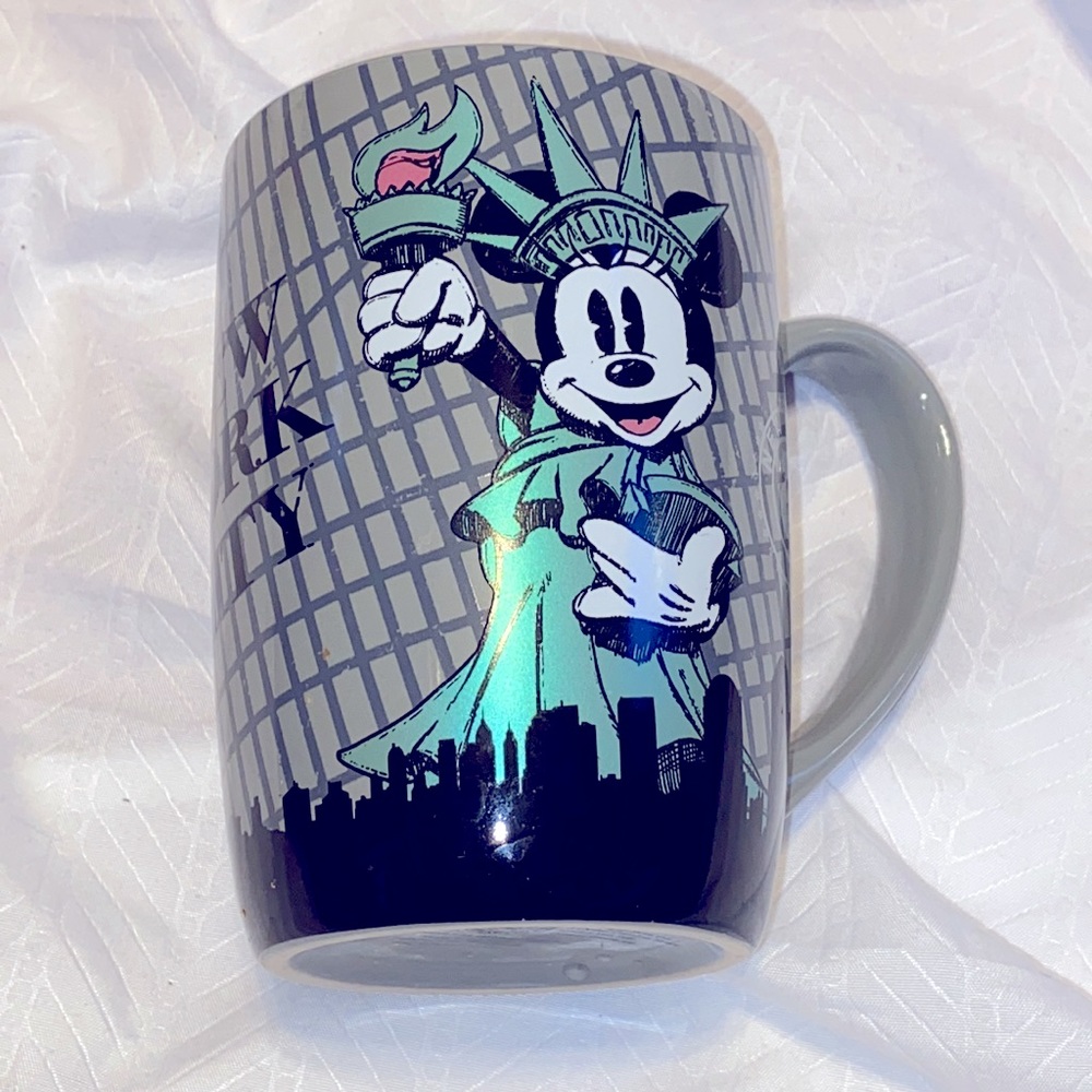 Disney  Story New York City Mug